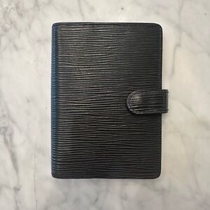 Louis Vuitton Black Epi Wallet Agenda